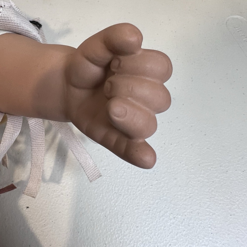 Eskimo Baby Indian 21" Tall Doll "Cathy's Collection" #417/5000 Porcelain Native - Picture 8 of 10